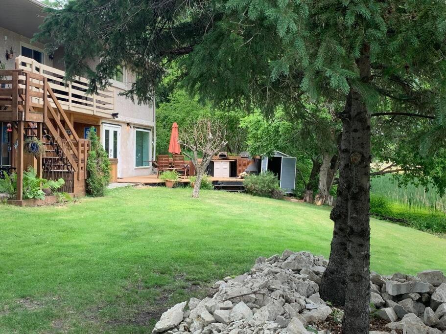 The Ox + Bow Portage la Prairie Exterior foto