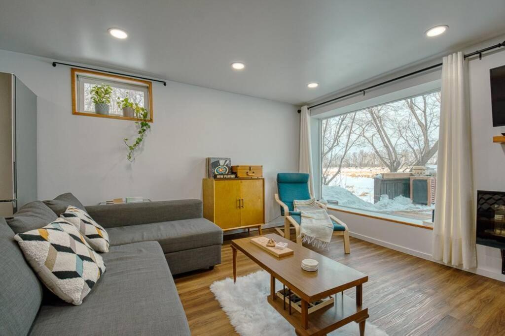 The Ox + Bow Portage la Prairie Exterior foto