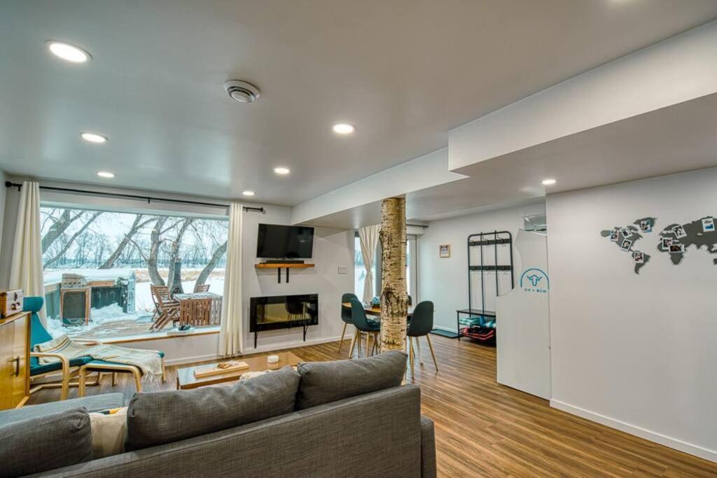 The Ox + Bow Portage la Prairie Exterior foto